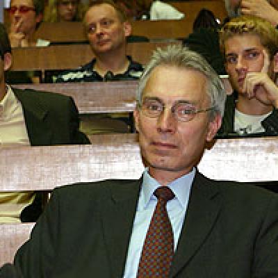 95